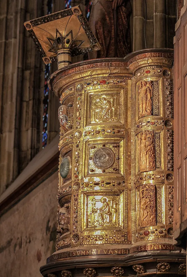 Ambon of Henry II