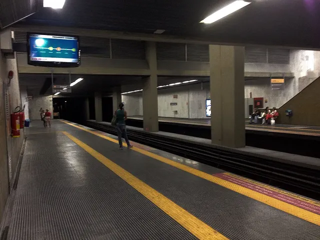 Presidente Vargas Station