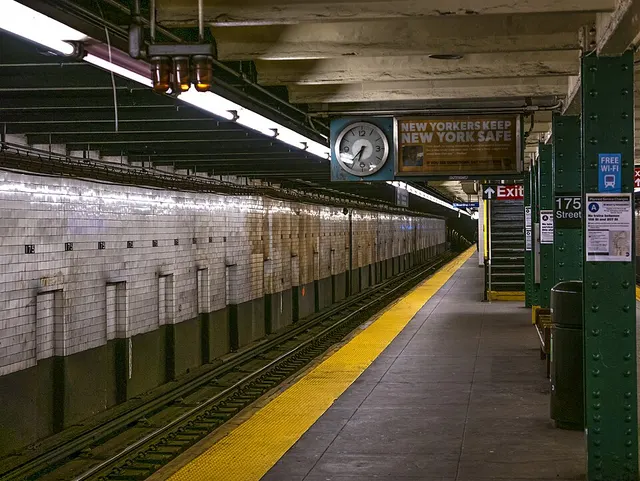 175th Street station