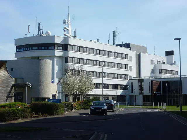 Jewel and Esk College