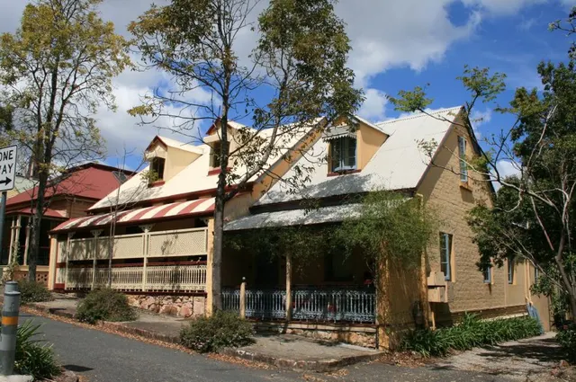 Moody's Cottages