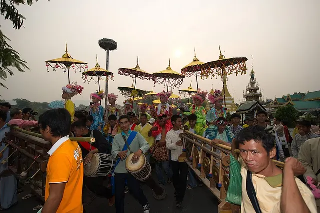 Poy Sang Long