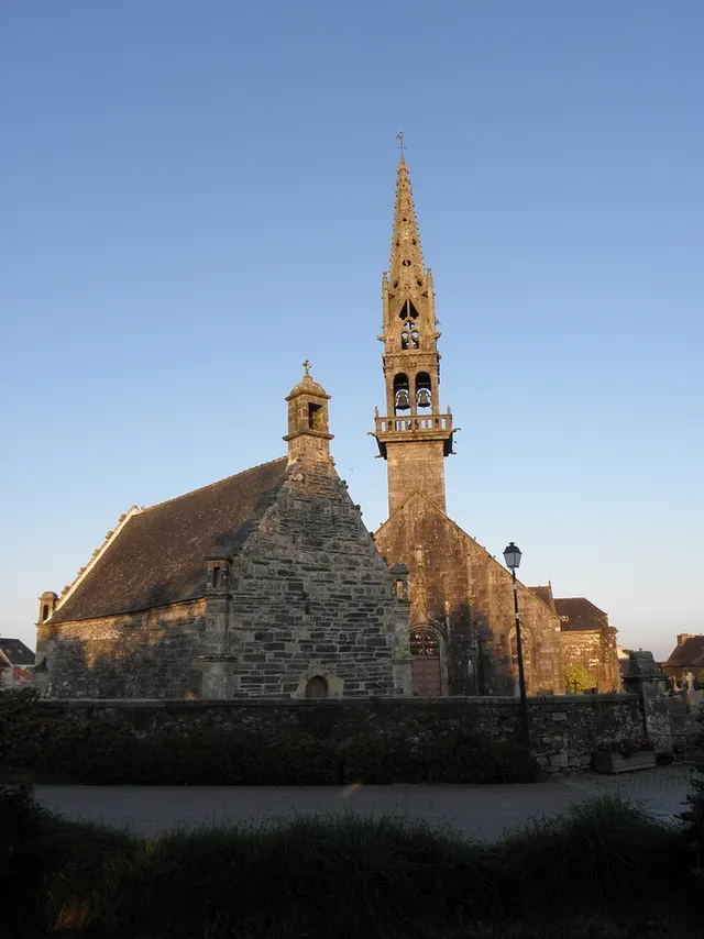 Enclos paroissial de Ploudiry