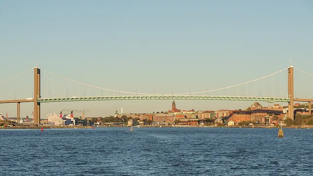 Älvsborg Bridge