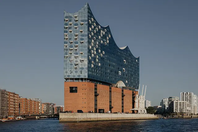 List of tallest buildings in Hamburg