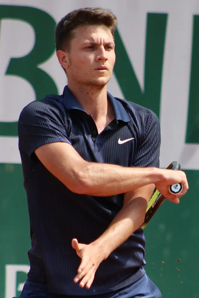 Miomir Kecmanović