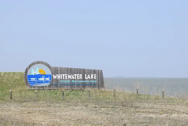 Whitewater Lake, Manitoba