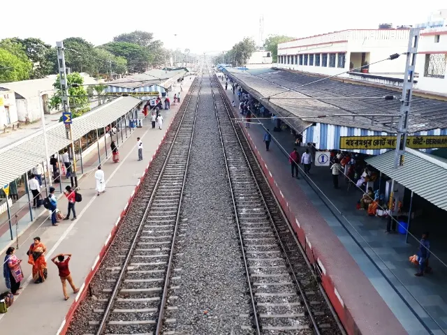 Berhampore Court railway station