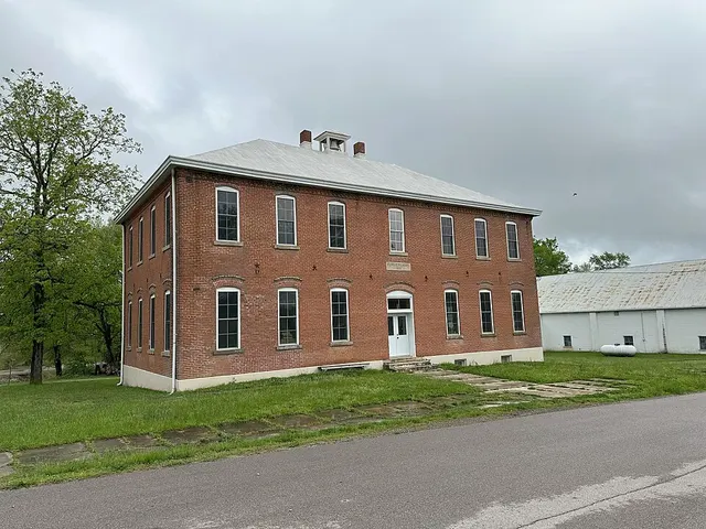 Old Gerald School
