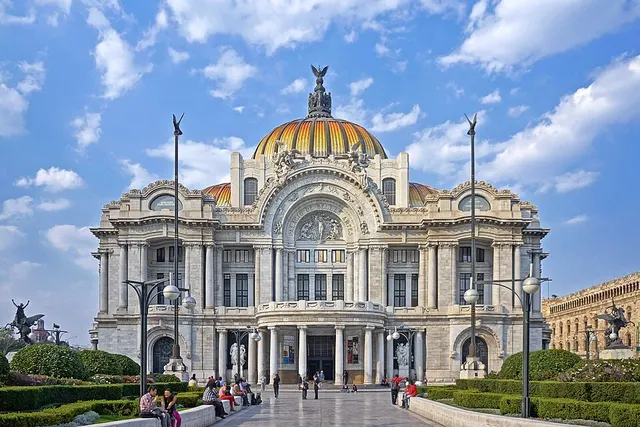 Palais des beaux-arts de Mexico