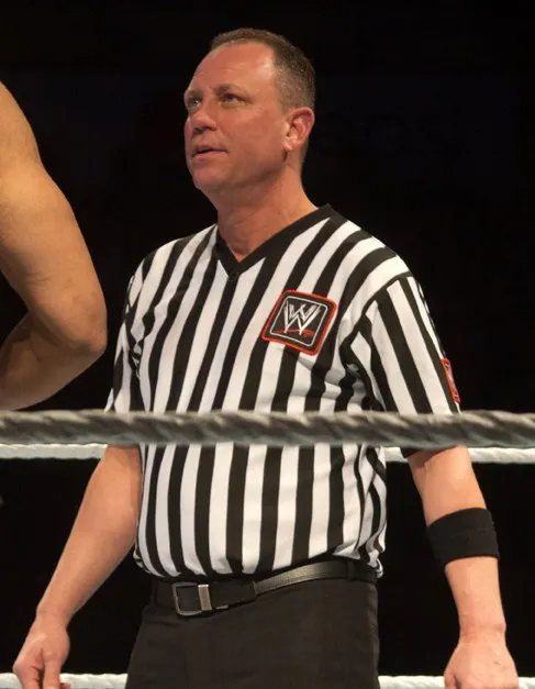 Referee