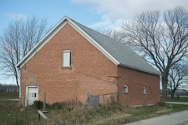 J. B. Smith House and Granary