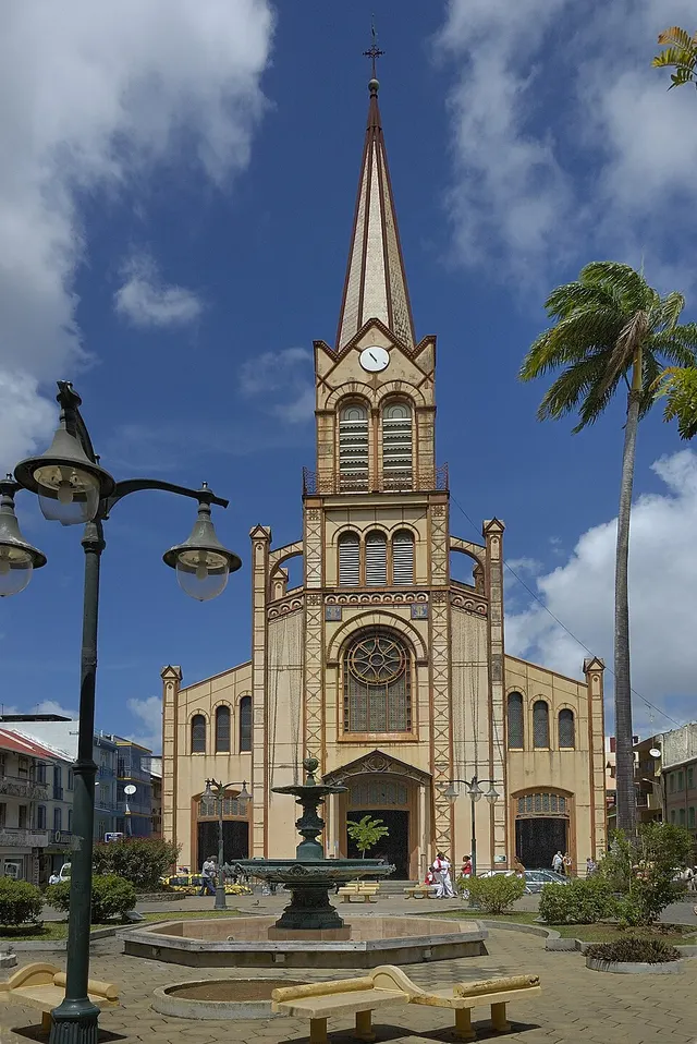 Archidiocèse de Saint-Pierre et Fort-de-France