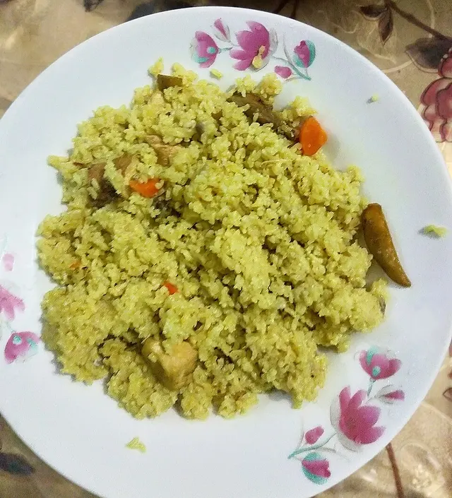 Akhni