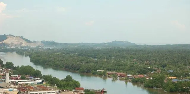Batu Pahat River
