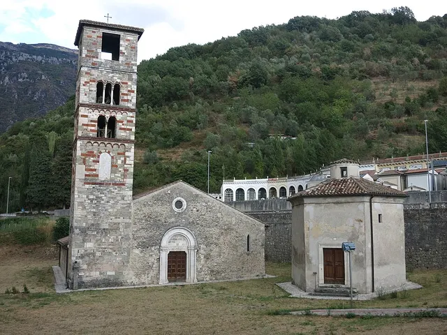 Santa Maria Extra Moenia, Antrodoco