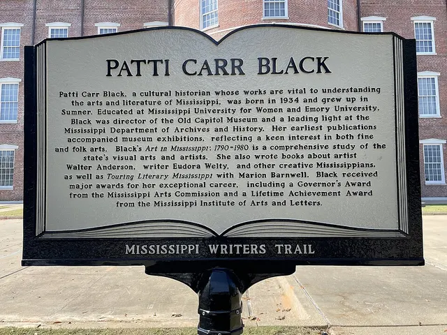 Patti Carr Black