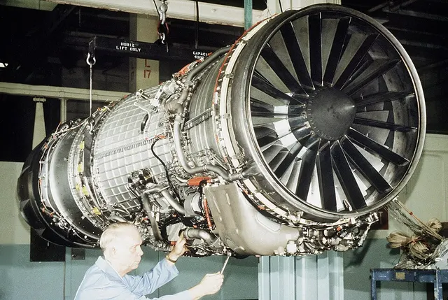 General Electric F110
