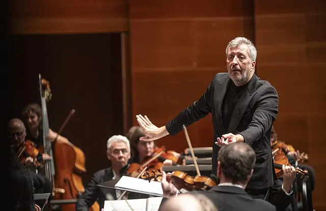 Thomas Adès