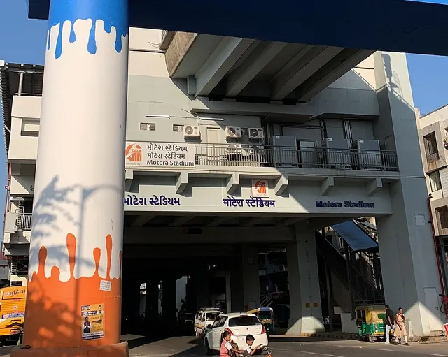 Motera Stadium metro station
