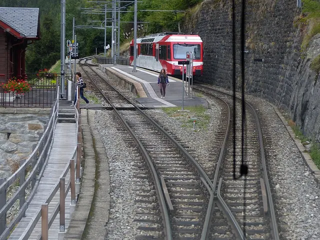 Le Trétien railway station