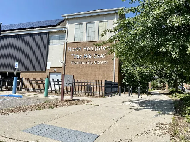 "Yes We Can" Community Center