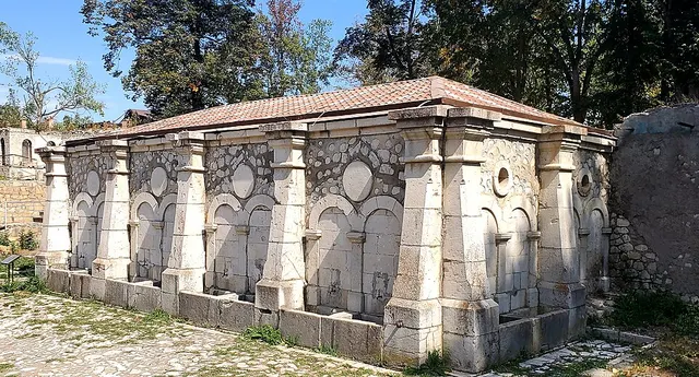 Source Khan Kizi