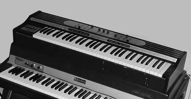 Elka Rhapsody