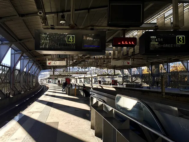 Entrecampos railway station