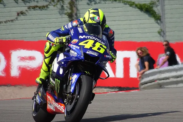 Motorcycle racing