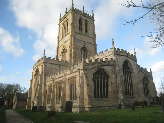 St Lawrence's Church, Hatfield
