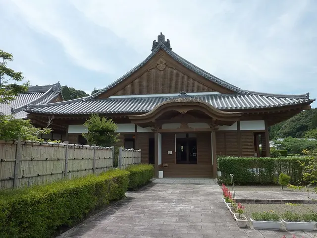 Sadowara Domain