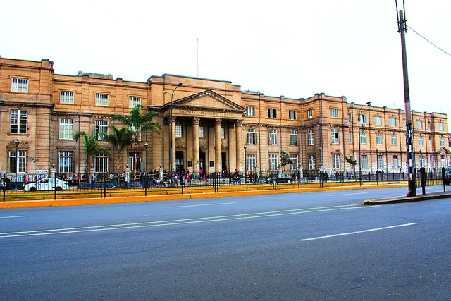 Archbishop Loayza National Hospital