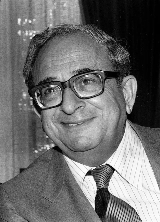 Yitzhak Navon
