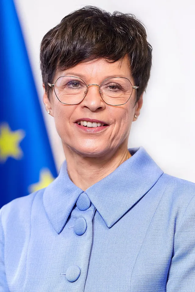 Marta Kos