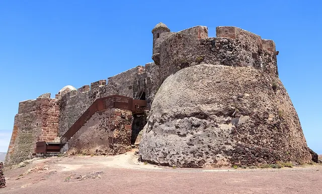 Santa Bárbara Castle