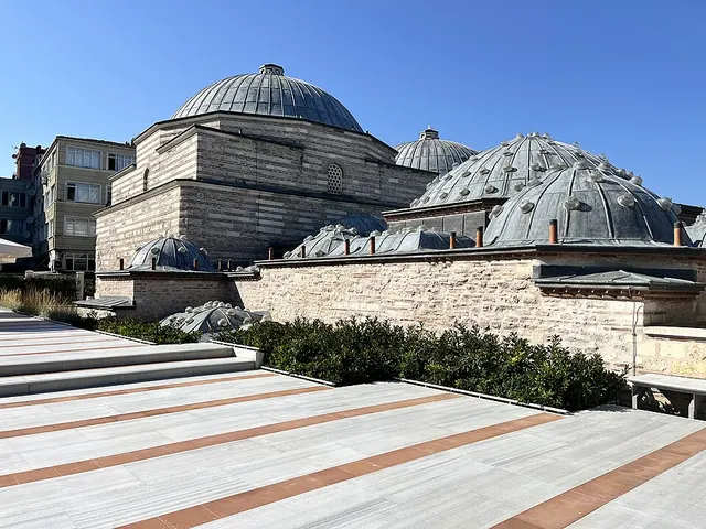 Zeyrek Çinili Hamam
