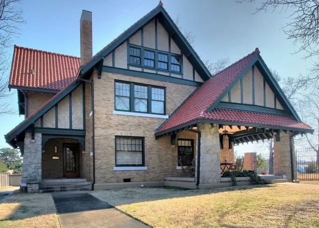 Abraham and Mollie Froug House