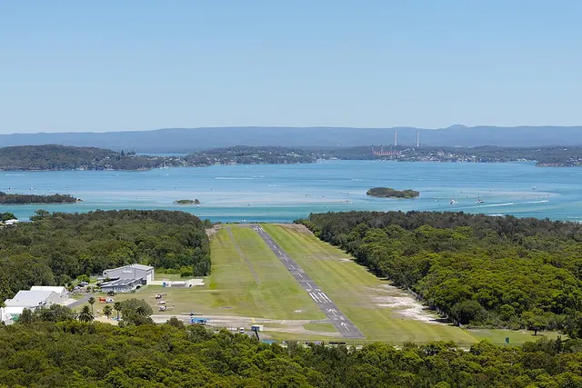 Lake Macquarie Airport