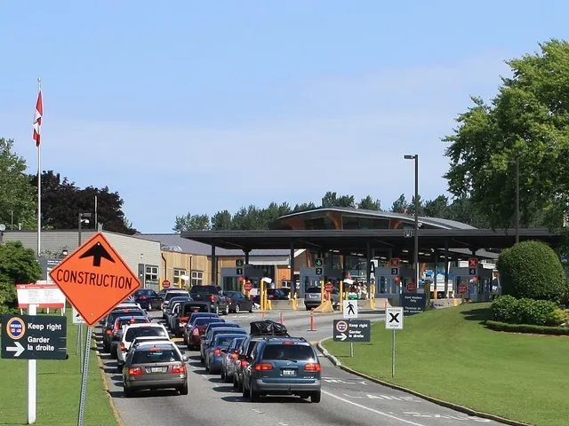 List of Canada–United States border crossings