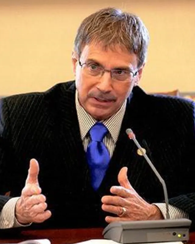 Larry Bomke
