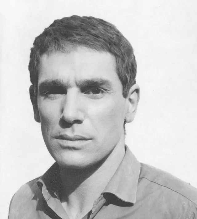 Robert Hossein