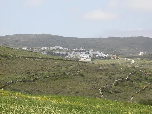 Kampos, Tinos