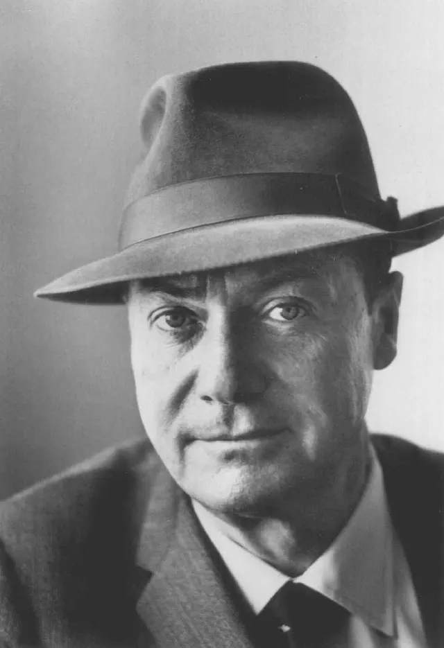 Ross Macdonald