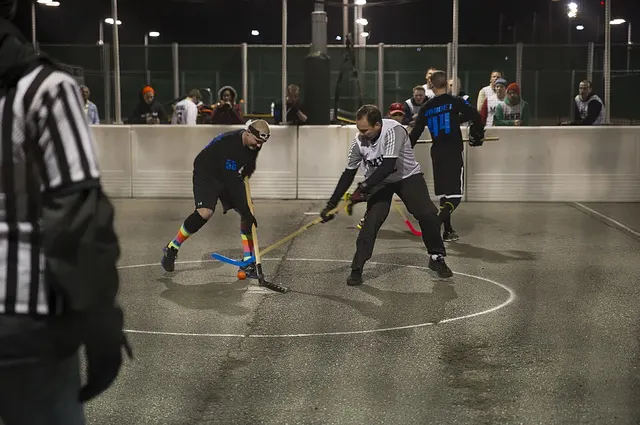 Floor hockey