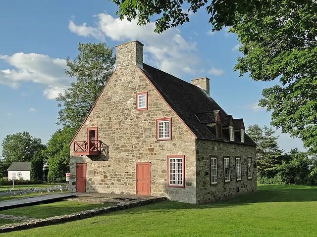 Vieux presbytère de Deschambault