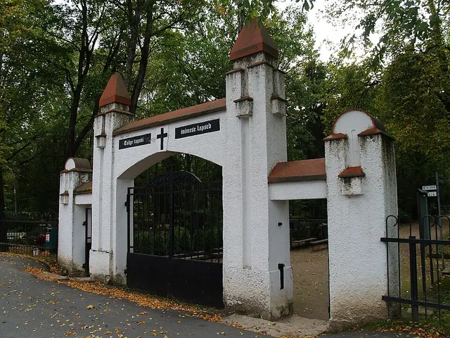 Cimetière de Saint-Paul à Tartu
