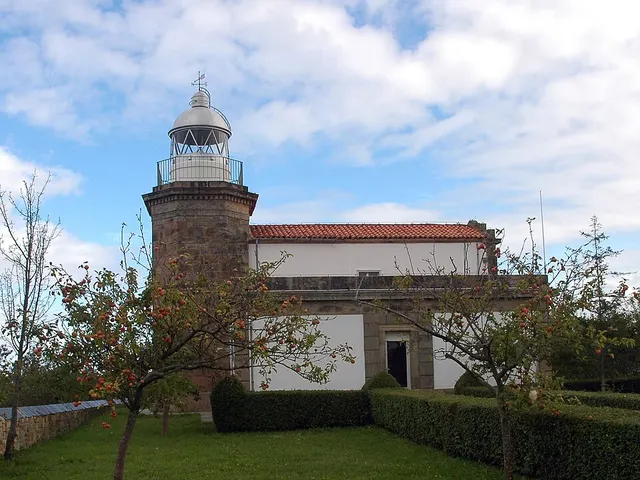 Phare de Tazones