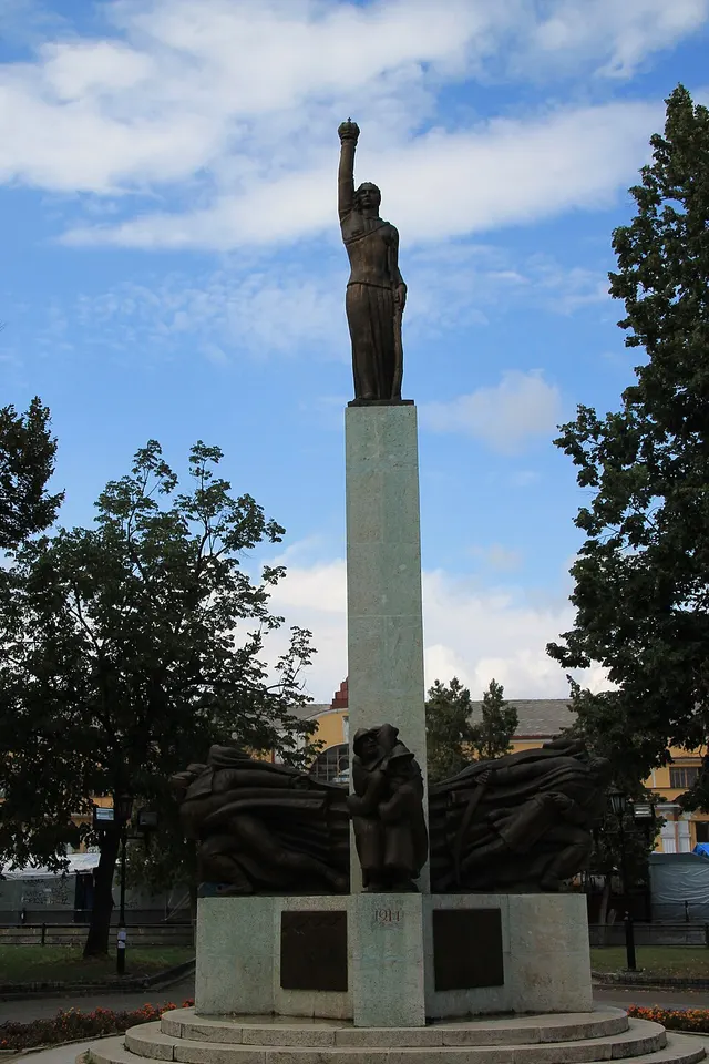 Monument aux morts de la Šumadija à Kragujevac