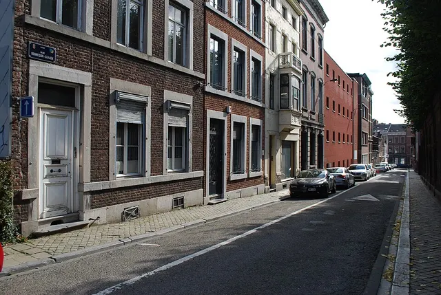 Rue Rennequin Sualem